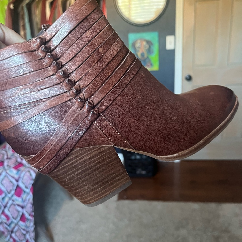 Isola Brown Leather Ankle Booties